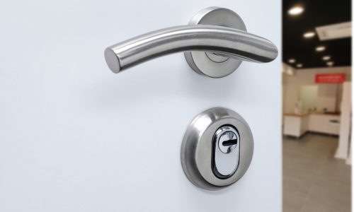 Porta con defender cromato